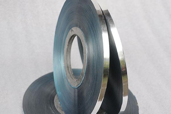 鋁箔復(fù)合膜.jpeg 鋁箔復(fù)合膜.jpeg